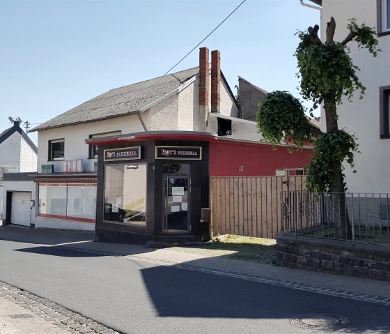 Roy´s Pizzeria in der Haupstraße 21, © Foto: Svenja Schulze-Entrup, Quelle: Touristik-Büro Vordereifel Roy´s Pizzeria in der Haupstraße 21, © Foto: Svenja Schulze-Entrup, Quelle: Touristik-Büro Vordereifel