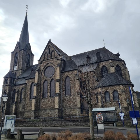 La cathédrale de l'Eifel à Langenfeld, © Touristik-Büro Vordereifel La cathédrale de l'Eifel à Langenfeld, © Touristik-Büro Vordereifel
