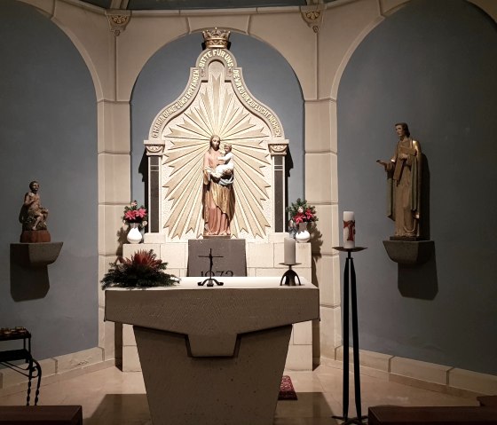 Altar, © Foto: Svenja Schulze-Entrup, Quelle: Touristik-Büro Vordereifel Altar, © Foto: Svenja Schulze-Entrup, Quelle: Touristik-Büro Vordereifel