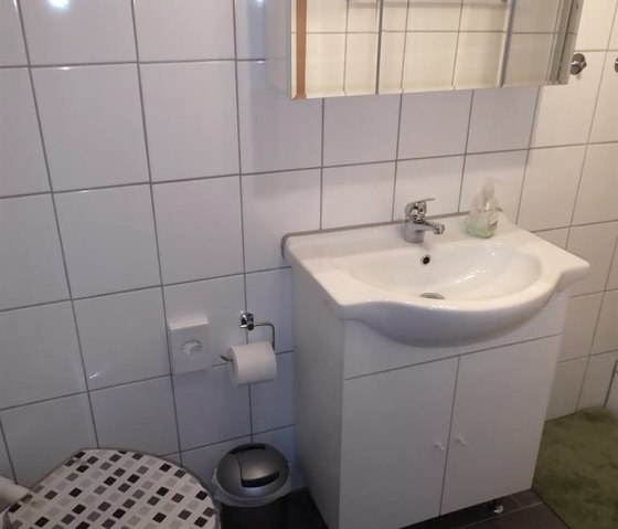 Bad , Ferienwohnung 2 (Untergeschoß) Bad , Ferienwohnung 2 (Untergeschoß)