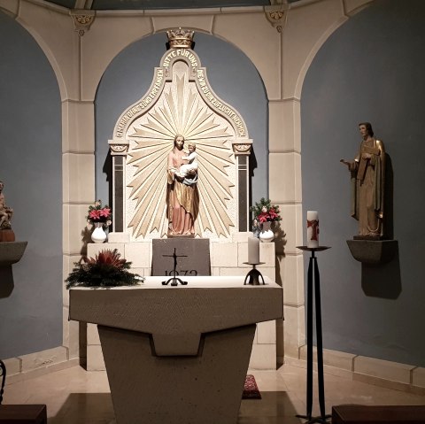 Altar, © Foto: Svenja Schulze-Entrup, Quelle: Touristik-Büro Vordereifel Altar, © Foto: Svenja Schulze-Entrup, Quelle: Touristik-Büro Vordereifel