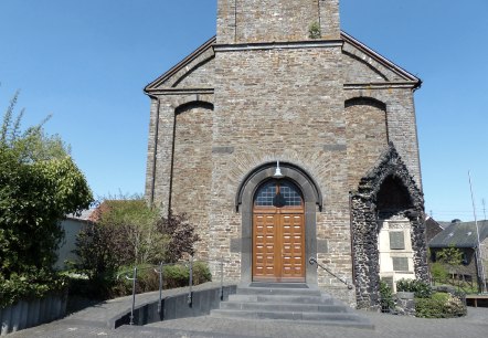 Pfarrkirche in Boos, © Foto: Svenja Schulze-Entrup, Quelle: Touristik-Büro Vordereifel Pfarrkirche in Boos, © Foto: Svenja Schulze-Entrup, Quelle: Touristik-Büro Vordereifel