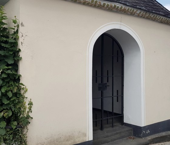 Antoniuskapelle, © Foto: Svenja Schulze-Entrup, Quelle: Touristik-Büro Vordereifel Antoniuskapelle, © Foto: Svenja Schulze-Entrup, Quelle: Touristik-Büro Vordereifel