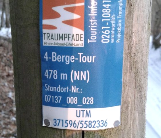 Sonniger Winterspaziergang auf dem Traumpfad Sonniger Winterspaziergang auf dem Traumpfad