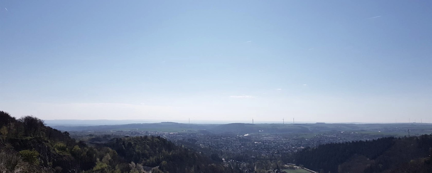 Plattform St. Johann 1, © Foto: Svenja Schulze-Entrup, Quelle: Touristik-Büro Vordereifel Plattform St. Johann 1, © Foto: Svenja Schulze-Entrup, Quelle: Touristik-Büro Vordereifel