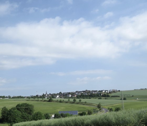 Blick auf Kehrig, © Foto: Svenja Schulze-Entrup, Quelle: Touristik-Büro Vordereifel Blick auf Kehrig, © Foto: Svenja Schulze-Entrup, Quelle: Touristik-Büro Vordereifel