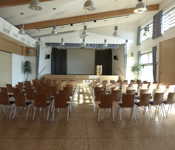 Kirchwald community center interior view, © Foto: Ortsgemeinde Kirchwald, Quelle: Touristik-Büro Vordereifel Kirchwald community center interior view, © Foto: Ortsgemeinde Kirchwald, Quelle: Touristik-Büro Vordereifel