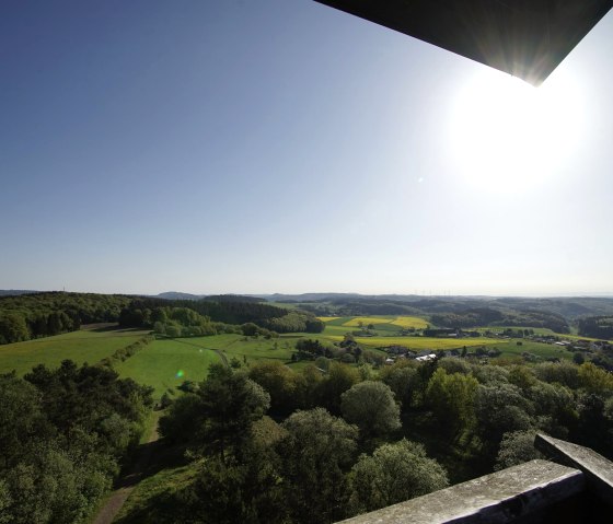 Ausblick vom Booser Eifelturm, © Foto: Laura Rinneburger, Quelle: Touristik-Büro Vordereifel Ausblick vom Booser Eifelturm, © Foto: Laura Rinneburger, Quelle: Touristik-Büro Vordereifel