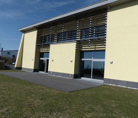 Bürgerhaus in Kirchwald, © Foto: Ortsgemeinde Kirchwald, Quelle: Touristik-Büro Vordereifel Bürgerhaus in Kirchwald, © Foto: Ortsgemeinde Kirchwald, Quelle: Touristik-Büro Vordereifel