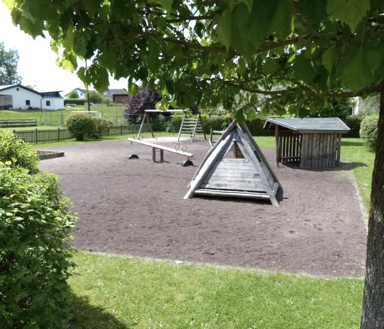 Speeltuin in Ditscheid, © Foto: Verbandsgemeinde Vordereifel, Quelle: Touristik-Büro Vordereifel Speeltuin in Ditscheid, © Foto: Verbandsgemeinde Vordereifel, Quelle: Touristik-Büro Vordereifel