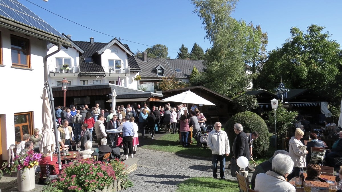 Oktoberfest in Boos im Gasthof zur Quelle, © Touristik-Büro Vordereifel/ Svenja Schulze-Entrup Oktoberfest in Boos im Gasthof zur Quelle