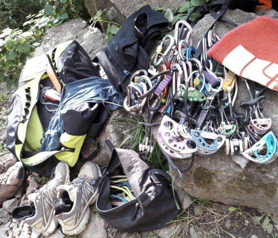 Man kann nie genug Ausrüstung haben, © Hendirk Kardinal Man kann nie genug Ausrüstung haben, © Hendirk Kardinal