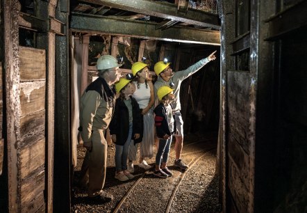 Führung in der Grube Bendisberg, © Eifel Tourismus, Dominik Ketz Führung in der Grube Bendisberg, © Eifel Tourismus, Dominik Ketz