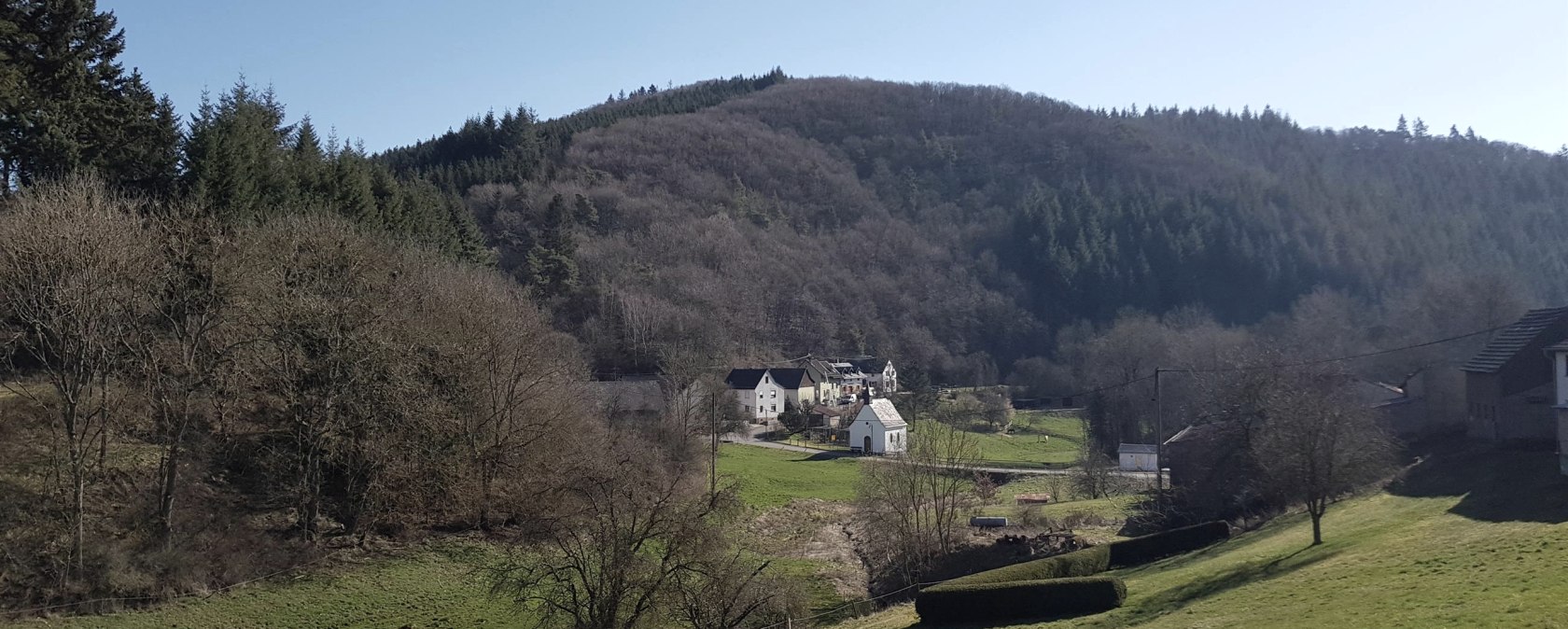 Uitzicht op Niederwelschenbach, © Foto: Svenja Schulze-Entrup, Quelle: Touristik-Büro Vordereifel Uitzicht op Niederwelschenbach, © Foto: Svenja Schulze-Entrup, Quelle: Touristik-Büro Vordereifel