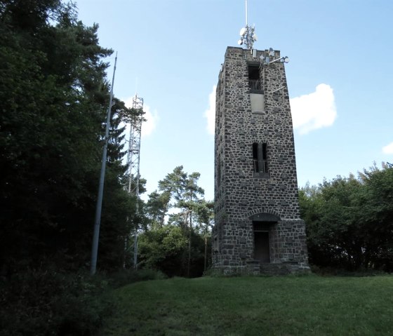 Hochsimmertower in Ettringen, © Foto: Svenja Schulze-Entrup, Quelle: Touristik-Büro Vordereifel Hochsimmertower in Ettringen, © Foto: Svenja Schulze-Entrup, Quelle: Touristik-Büro Vordereifel