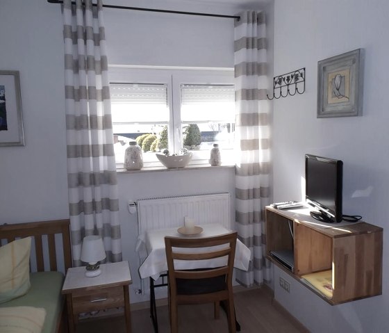 Einzelzimmer - Untergeschoß Einzelzimmer - Untergeschoß