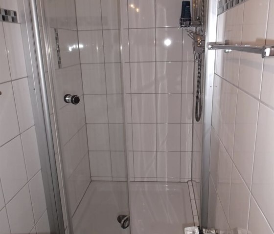 Bad, Ferienwohnung 2 (Untergeschoß) Bad, Ferienwohnung 2 (Untergeschoß)