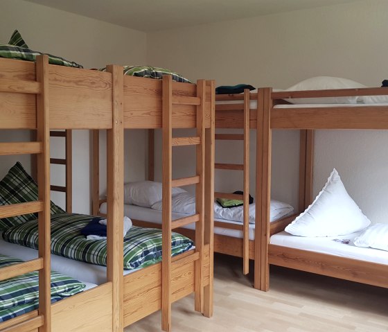 Zimmer f&uuml;r 8 Personen, &copy; Foto: Svenja Schulze-Entrup, Quelle: Touristik-B&uuml;ro Vordereifel