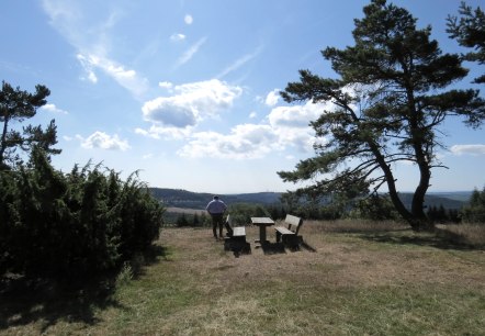 Rastplatz auf dem Kindgen, &copy; Foto: Svenja Schulze-Entrup, Quelle: Touristik-B&uuml;ro Vordereifel