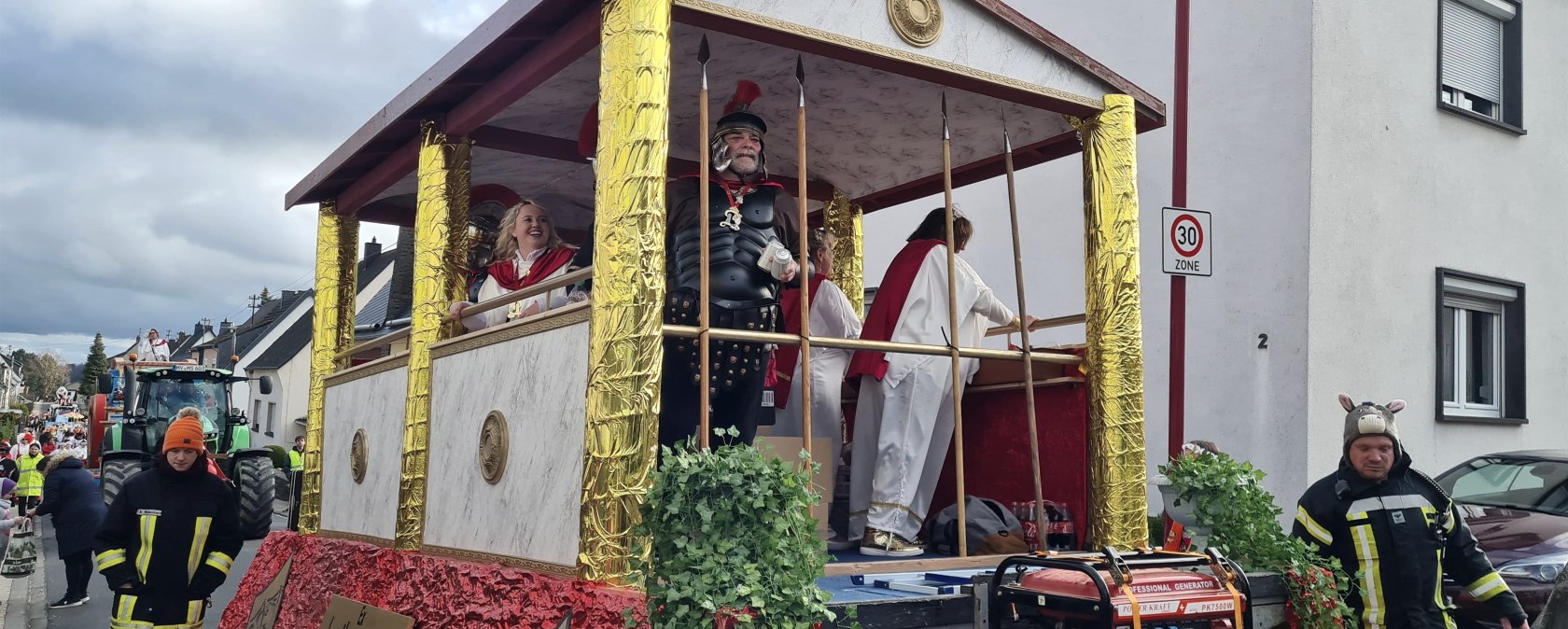 Karneval in Ettringen, &copy; Touristik-B&uuml;ro Vordereifel