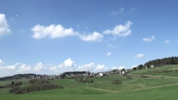 Blick auf Wanderath, © Foto: Svenja Schulze-Entrup, Quelle: Touristik-Büro Vordereifel