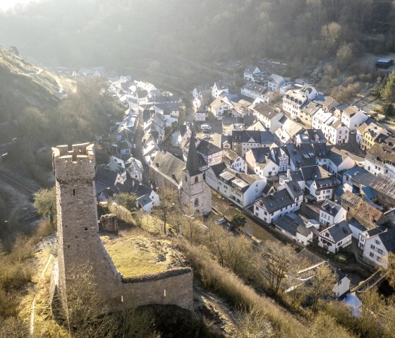 Die Philippsburg und Monreal, &copy; Eifel Tourismus GmbH, D. Ketz