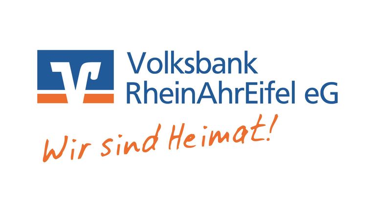 Ein Logo der Volksbank RheinAhrEifel eG. Der Text lautet "Wir sind Heimat!" und ist in orange geschrieben.