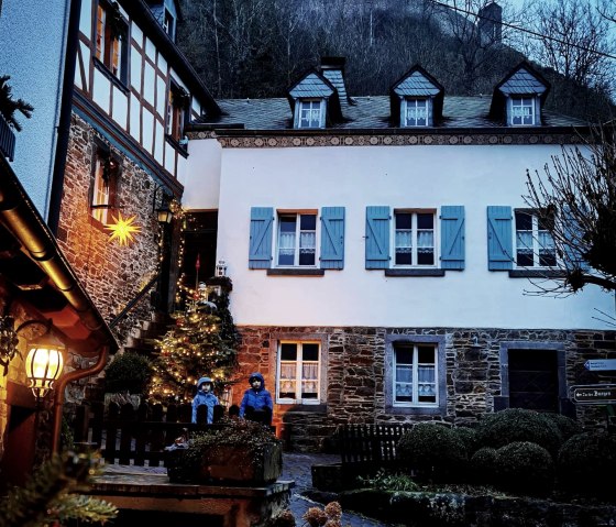 Zur L&ouml;wen  - und Philippsburg