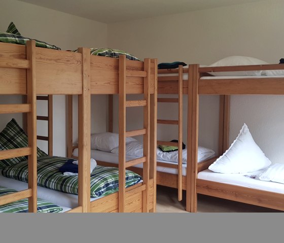 Zimmer f&uuml;r 8 Personen, &copy; Foto: Svenja Schulze-Entrup, Quelle: Touristik-B&uuml;ro Vordereifel