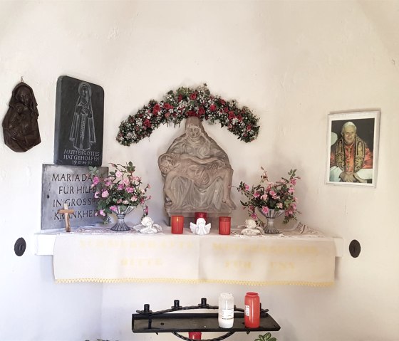 Interior view of Shrine No. 8, &copy; Foto: Svenja Schulze-Entrup, Quelle: Touristik-B&uuml;ro Vordereifel