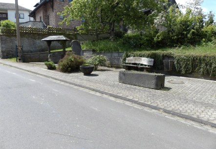 Dorfplatz in M&uuml;nk, &copy; Foto: Verbandsgemeinde Vordereifel, Quelle: Touristik-B&uuml;ro Vordereifel