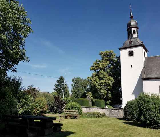 St. Castor Parish Church, &copy; Foto: Svenja Schulze-Entrup, Quelle: Touristik-B&uuml;ro Vordereifel