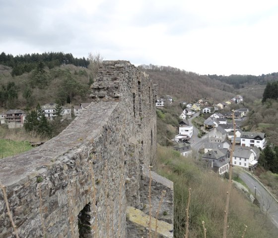 View from the castle ruins, &copy; Foto: Svenja Schulze-Entrup, Quelle: Touristik-B&uuml;ro Vordereifel