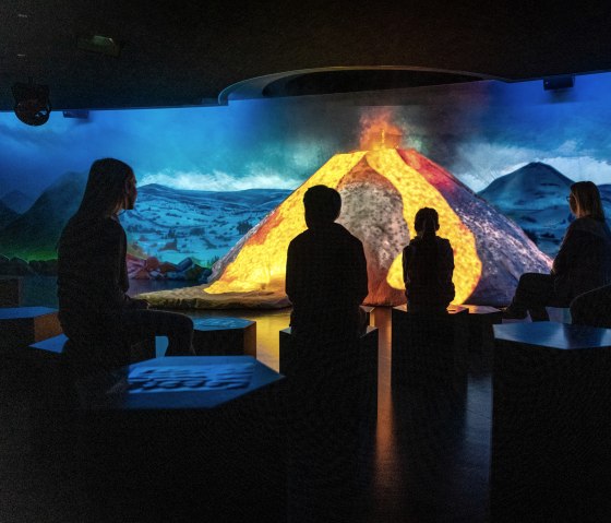 Spannender Ausflug in den Lava-Dome Mendig, &copy; Eifel Tourismus GmbH, D. Ketz