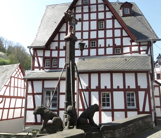 Monreal Viergiebelhaus, © Svenja Schulze-Entrup