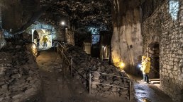 Beeindruckender Lavakeller Mendig, © Eifel Tourismus GmbH, D. Ketz