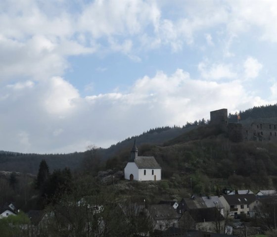 Virneburg castle ruins with chapel, &copy; Foto: Svenja Schulze-Entrup, Quelle: Touristik-B&uuml;ro Vordereifel