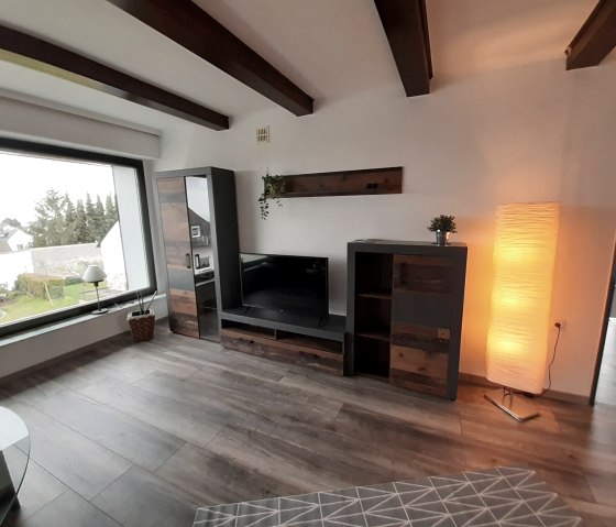 Meuble-paroi avec TV