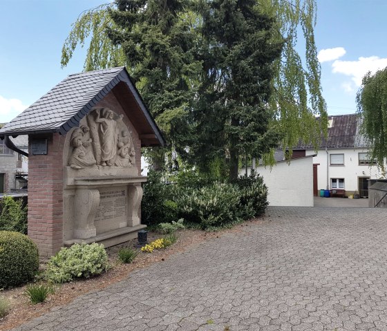 Vor der Pfarrkirche, &copy; Svenja Schulze Entrup