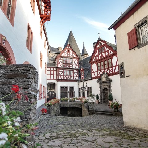 Inner courtyard of Bürresheim Castle, © Laura Rinneburger