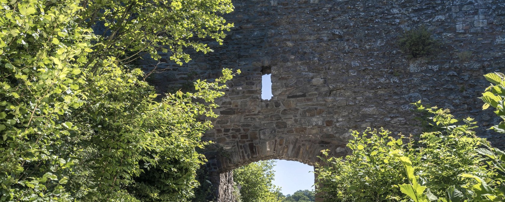 Wandern auf dem Traumpf&auml;dchen, &copy; Klaus-Peter Kappest/REMET
