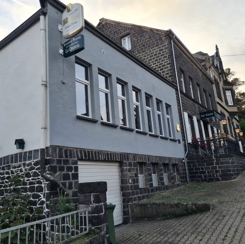 Für Familienfeier o.ä. ist ebenfalls Platz, © Touristik-Büro Vordereifel
